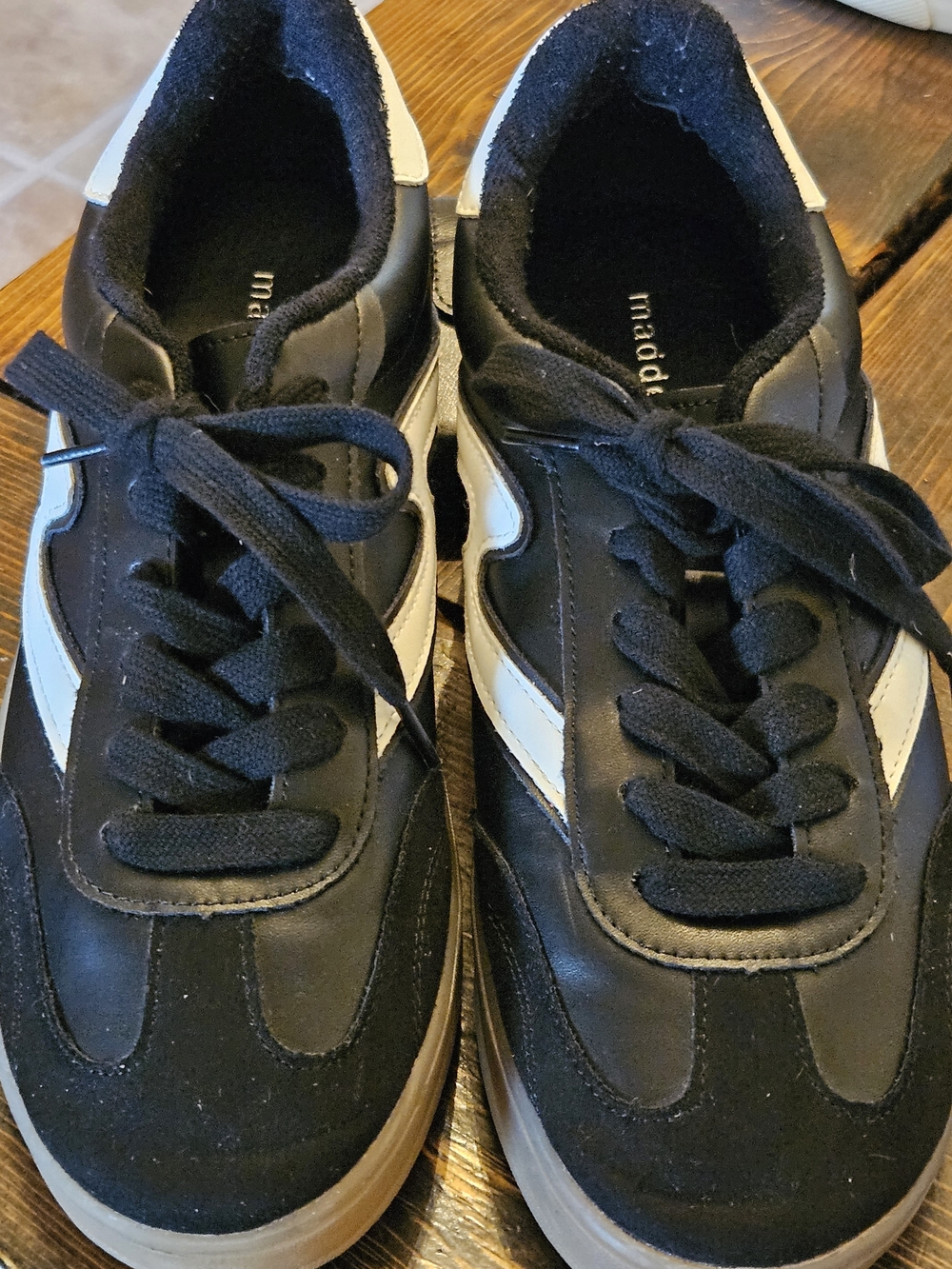 Madden Girl Black and White Low-Top Sneakers